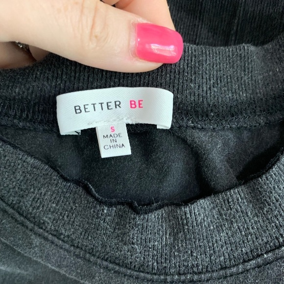 BETTER BE Black Capri Athleisure Pants small - Picture 2 of 5
